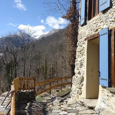 Gîtes Le Paradoxe des Pyrénées Montferrier Habitación foto
