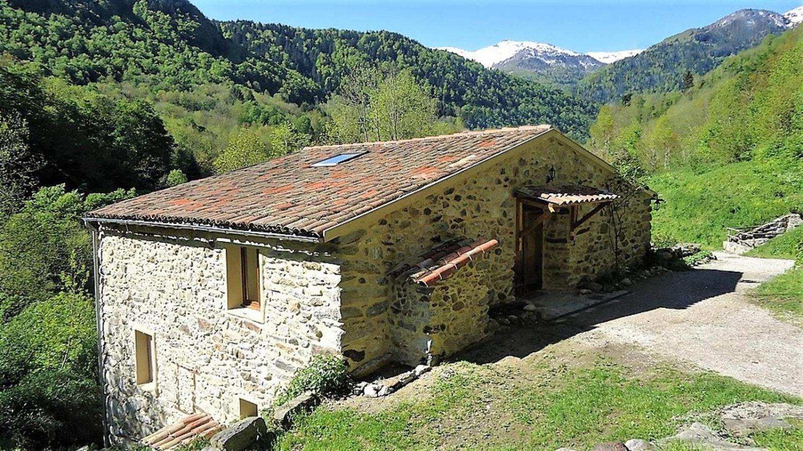 Le Paradoxe Des Pyrenees *